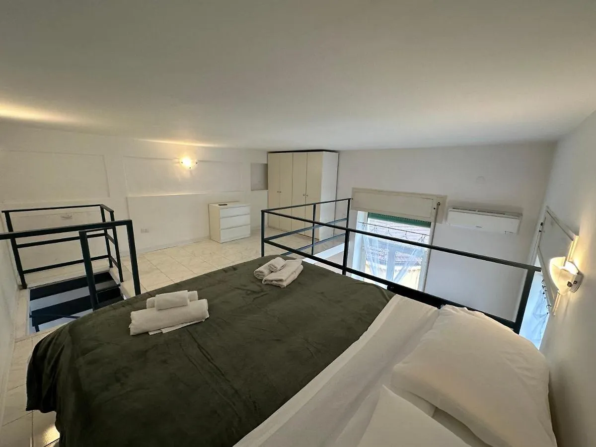 Apartmán La Dimora Al Castello Central Flat Naples - My Place