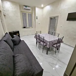 Ritmo Napoletano Apartamento